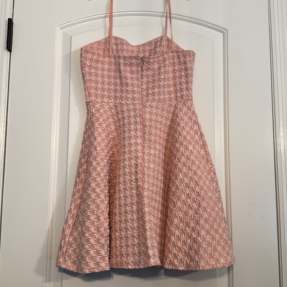 Pink Houndstooth Spaghetti Strap Dress Size XS/2 - Picture 9 of 9